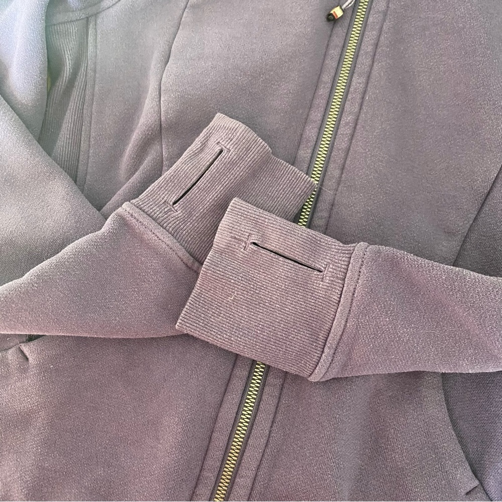 Lululemon Full Zip Scuba in Purple - Picture 3 of 6